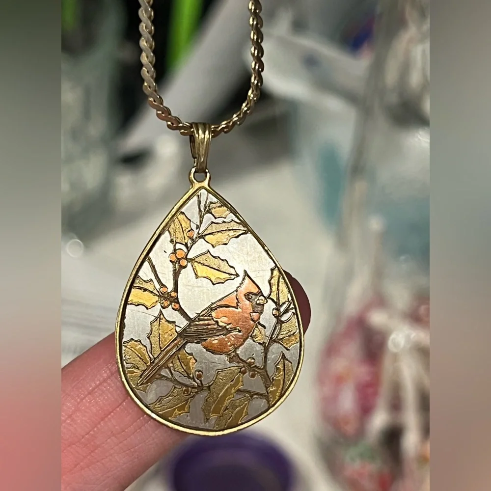 vintage Reed & Barton Damascene cardinal bird design necklace - Picture 2 of 4